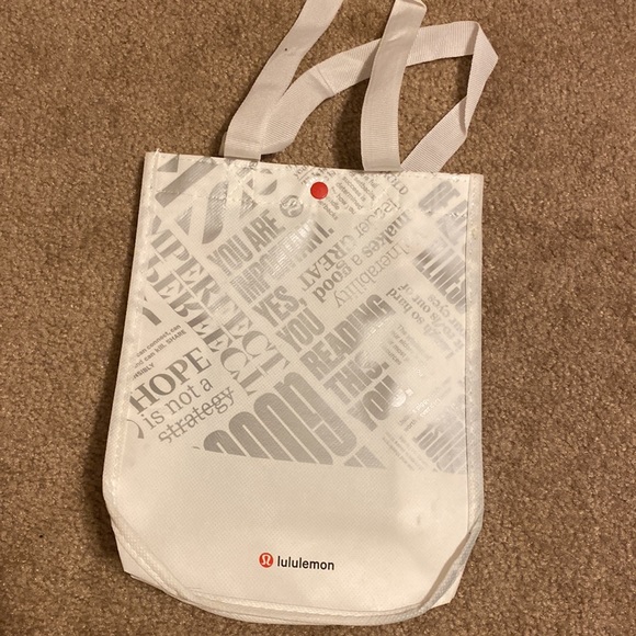 Lululemon Razorback Workout Tank w/ Bag - Picture 7 of 7